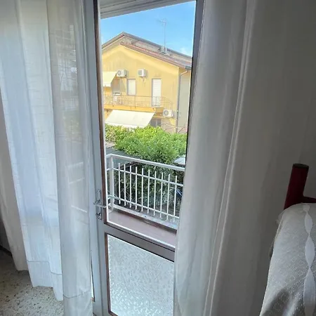 Rosso - Over The Rainbow - -4 Posti Letto Apartment Lido di Jesolo