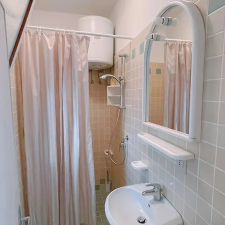 Apartment Rosso - Over The Rainbow - -4 Posti Letto