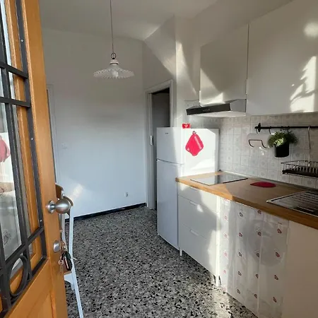 Rosso - Over The Rainbow - -4 Posti Letto Apartment *