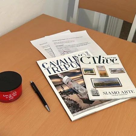 Rosso - Over The Rainbow - -check In And Check Out On Saturday *