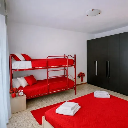 Rosso - Over The Rainbow A 200m Dalla Posto Auto Aria Condizionata E Terrazza Apartment